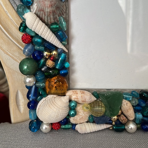 Couture handmade rhinestone & beads & Seashell 🐚 picture frame 5x7 - Picture 5 of 6